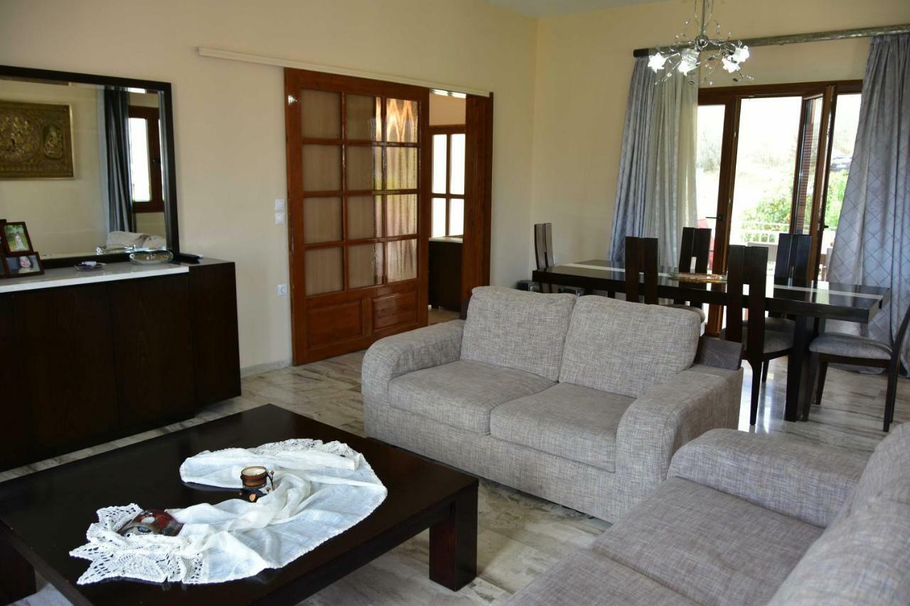 Family Cozy House Nafplio Apartment Ngoại thất bức ảnh